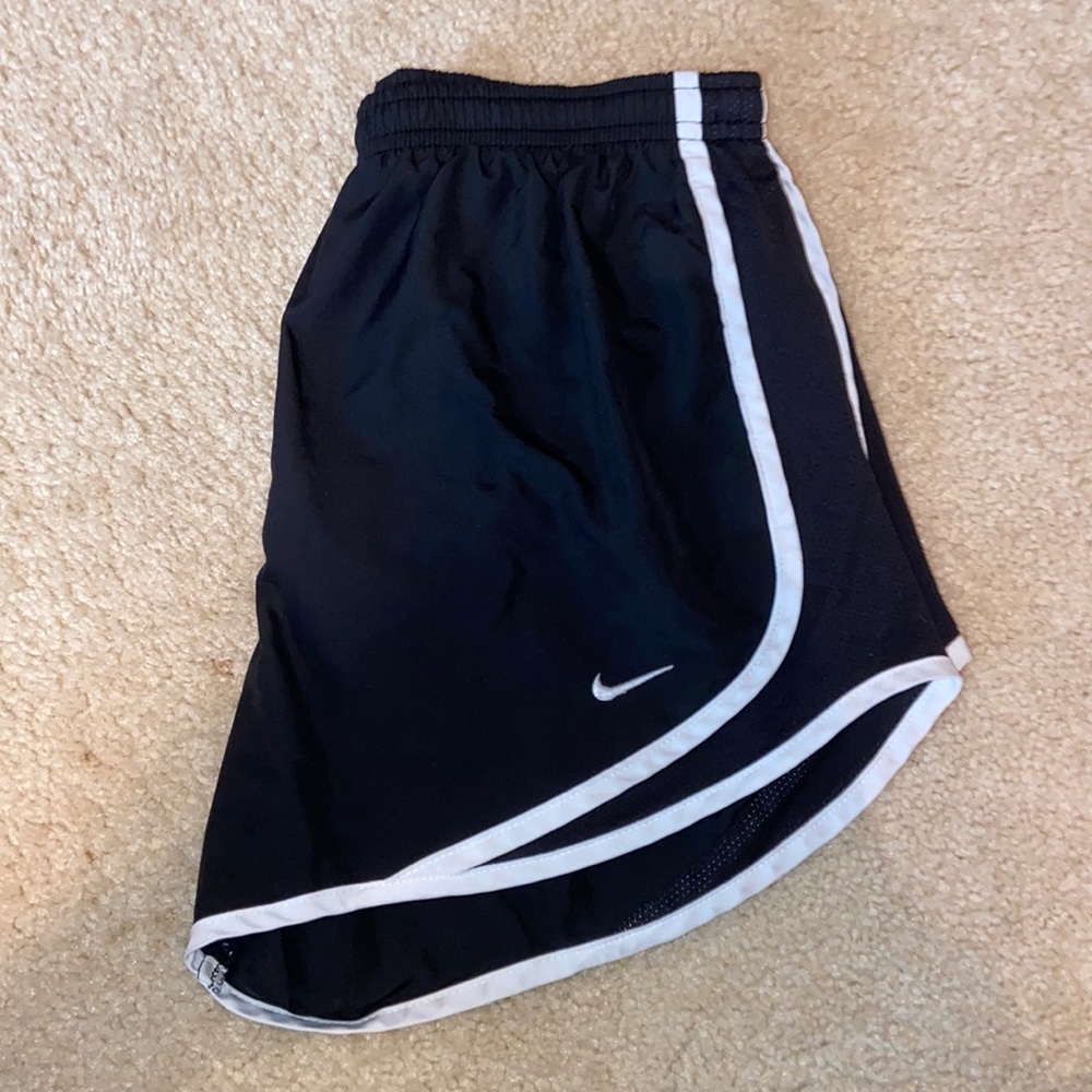 Nike Dry-Fit Tempo Women's Running Shorts